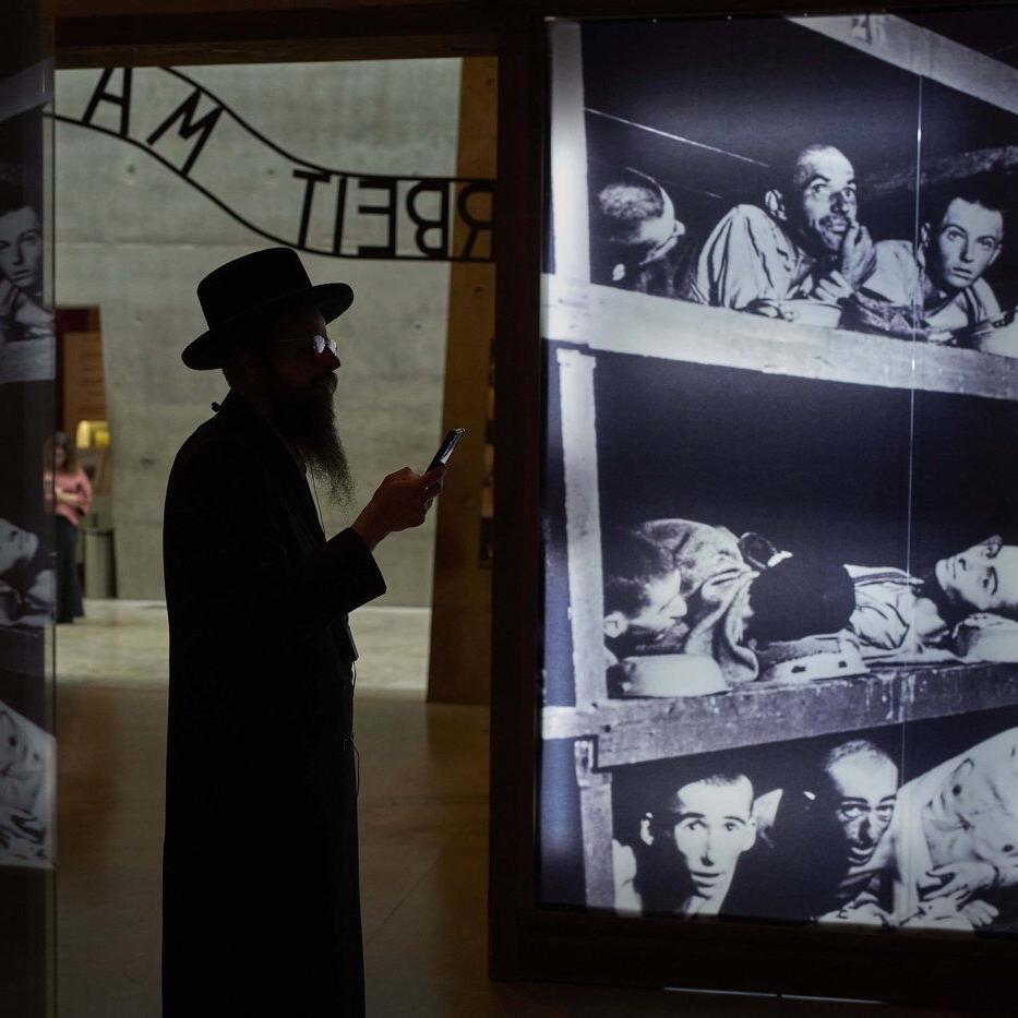 PHOTO COLLECTION: Israel Holocaust Remembrance Day